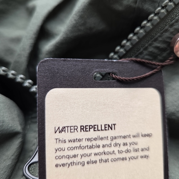 CALIA NEW by Carrie Underwood Journey Trench Coat in the color "Thyme" - Picture 4 of 7